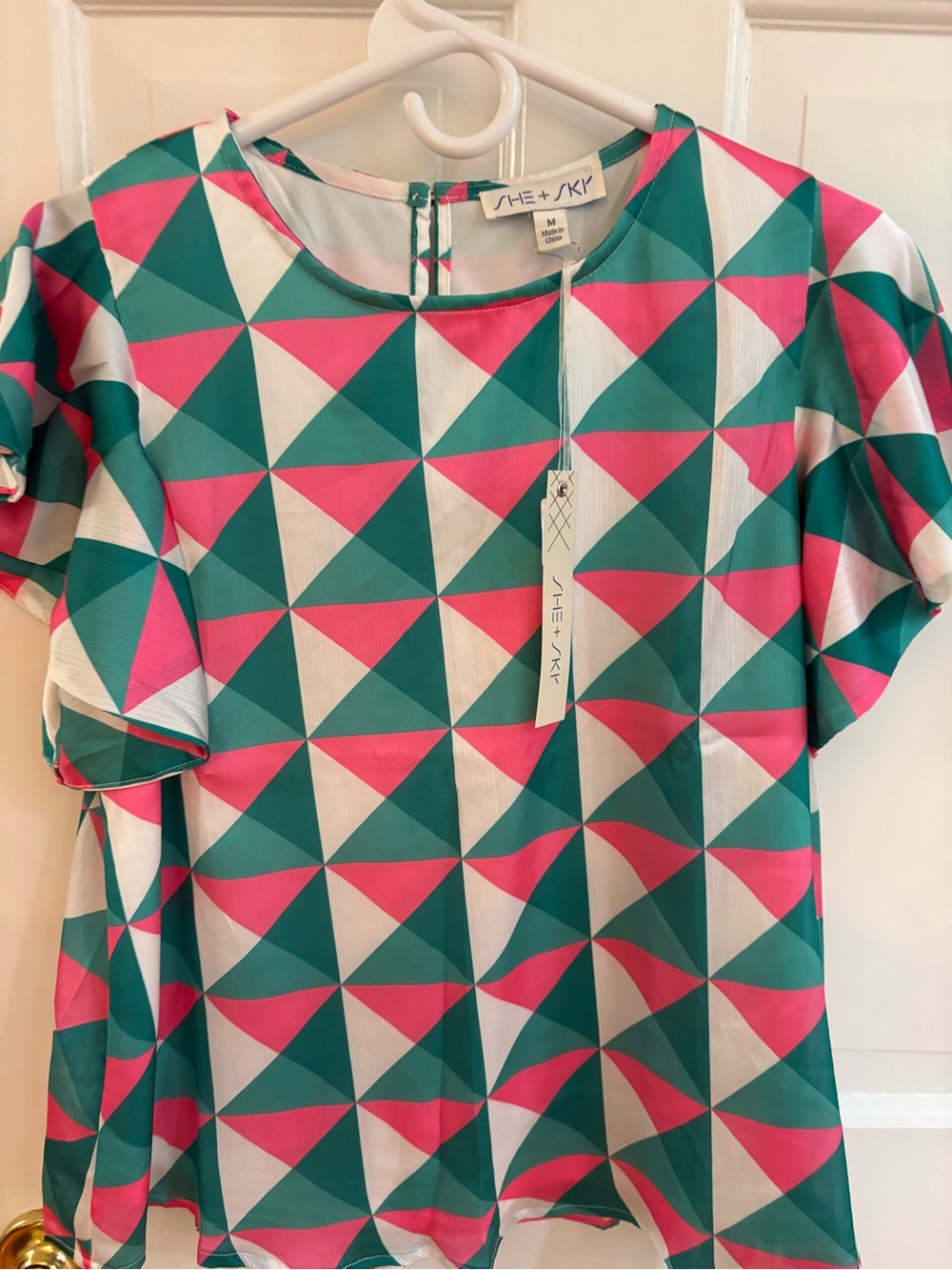 She + Sky Teal, Pink & White Geometric womens Top. NWT